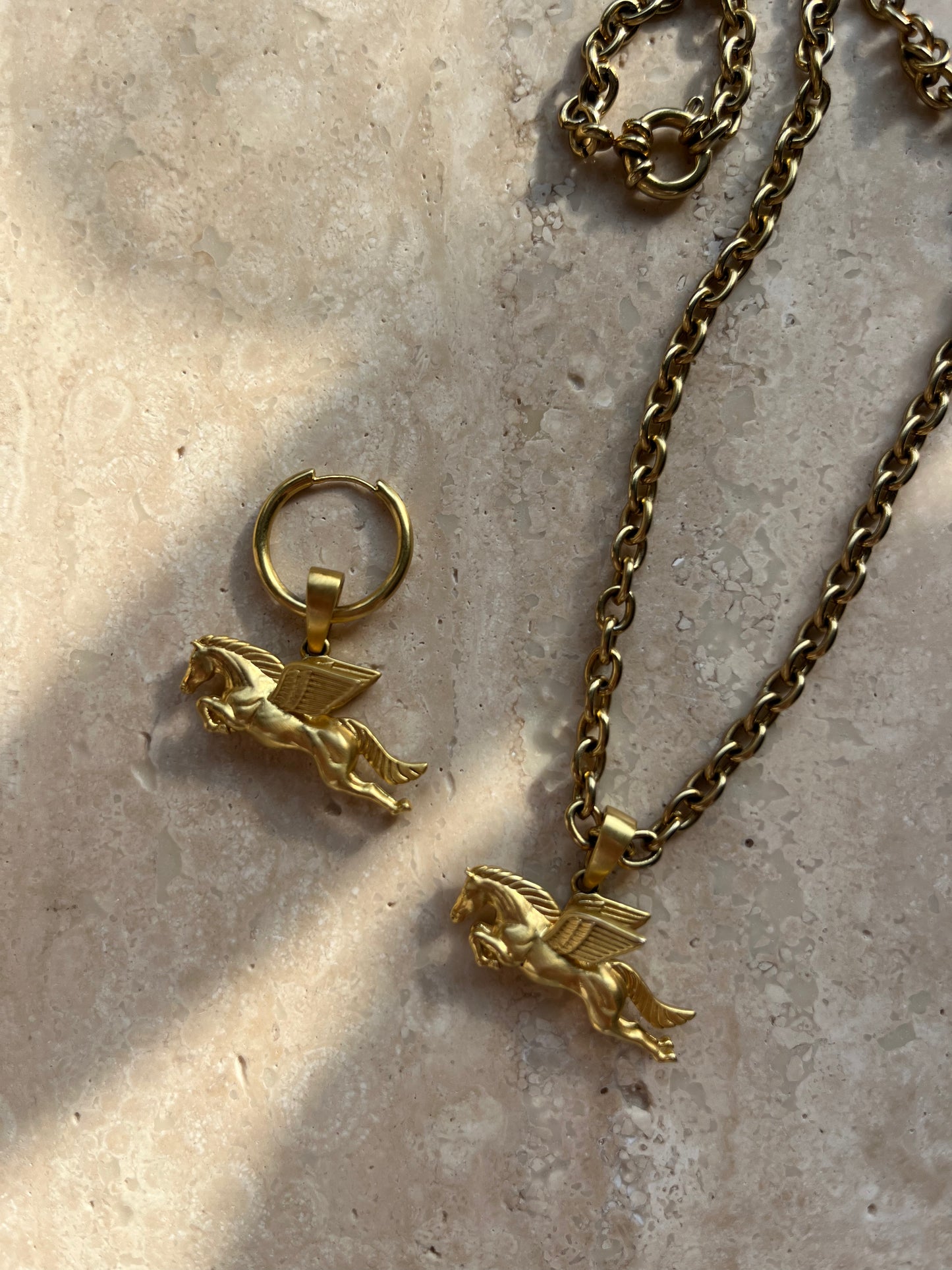 Pegasus one-piece earring