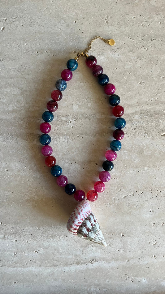 Island treasure necklace pink ocean