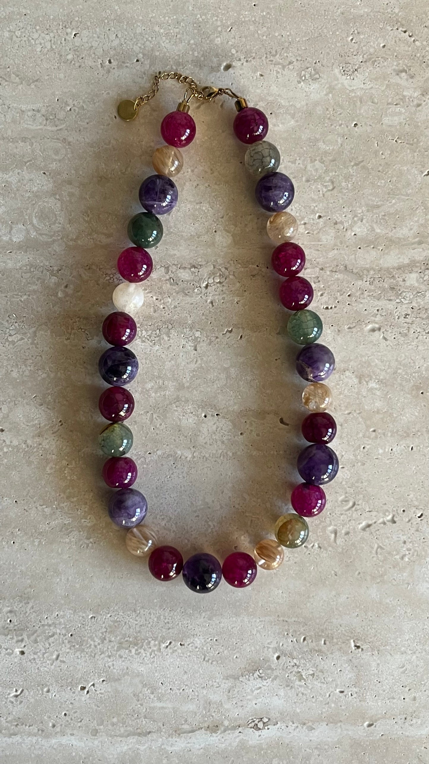 Island bloom necklace purple-sand