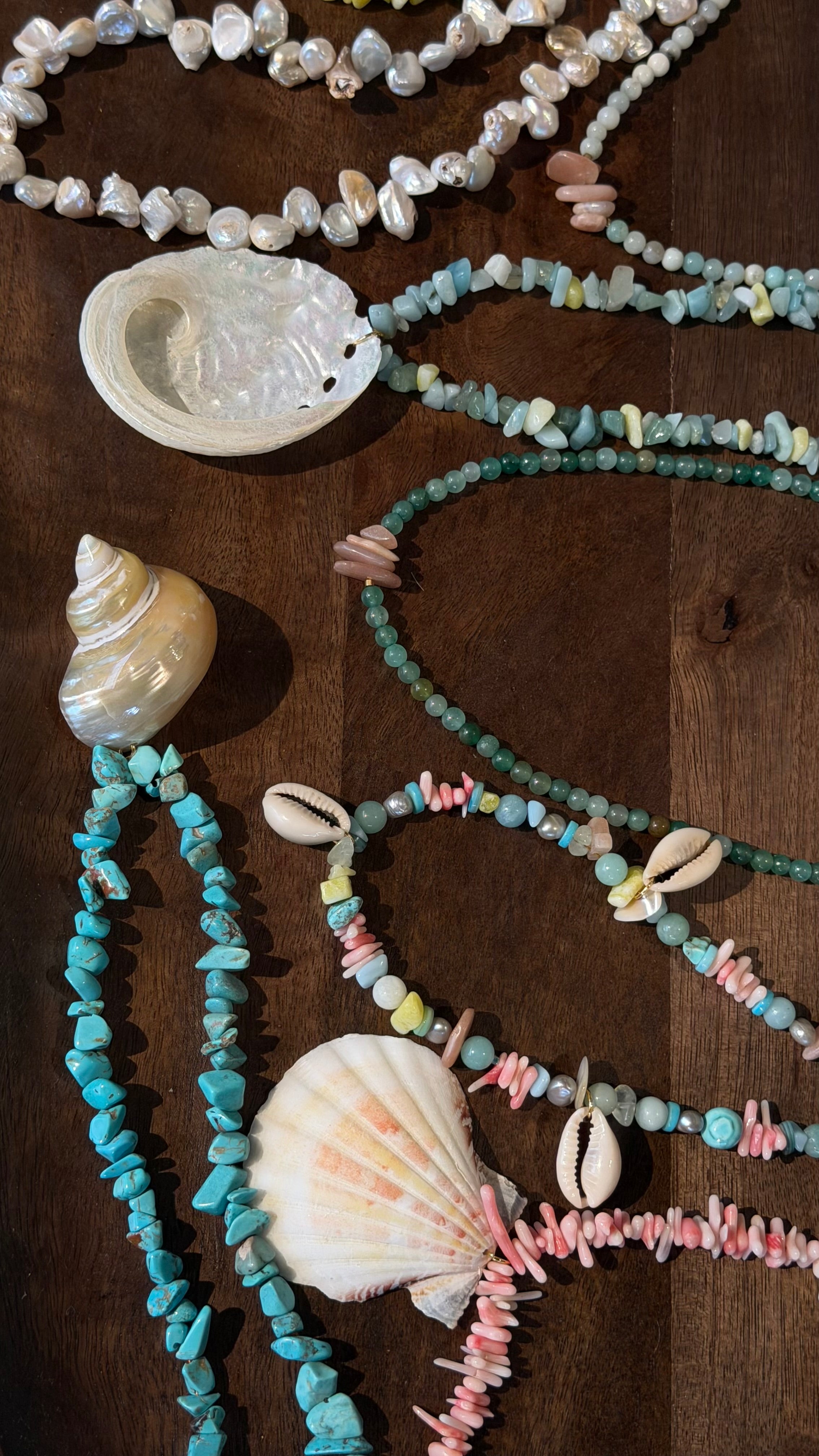 necklace with sea shell blue