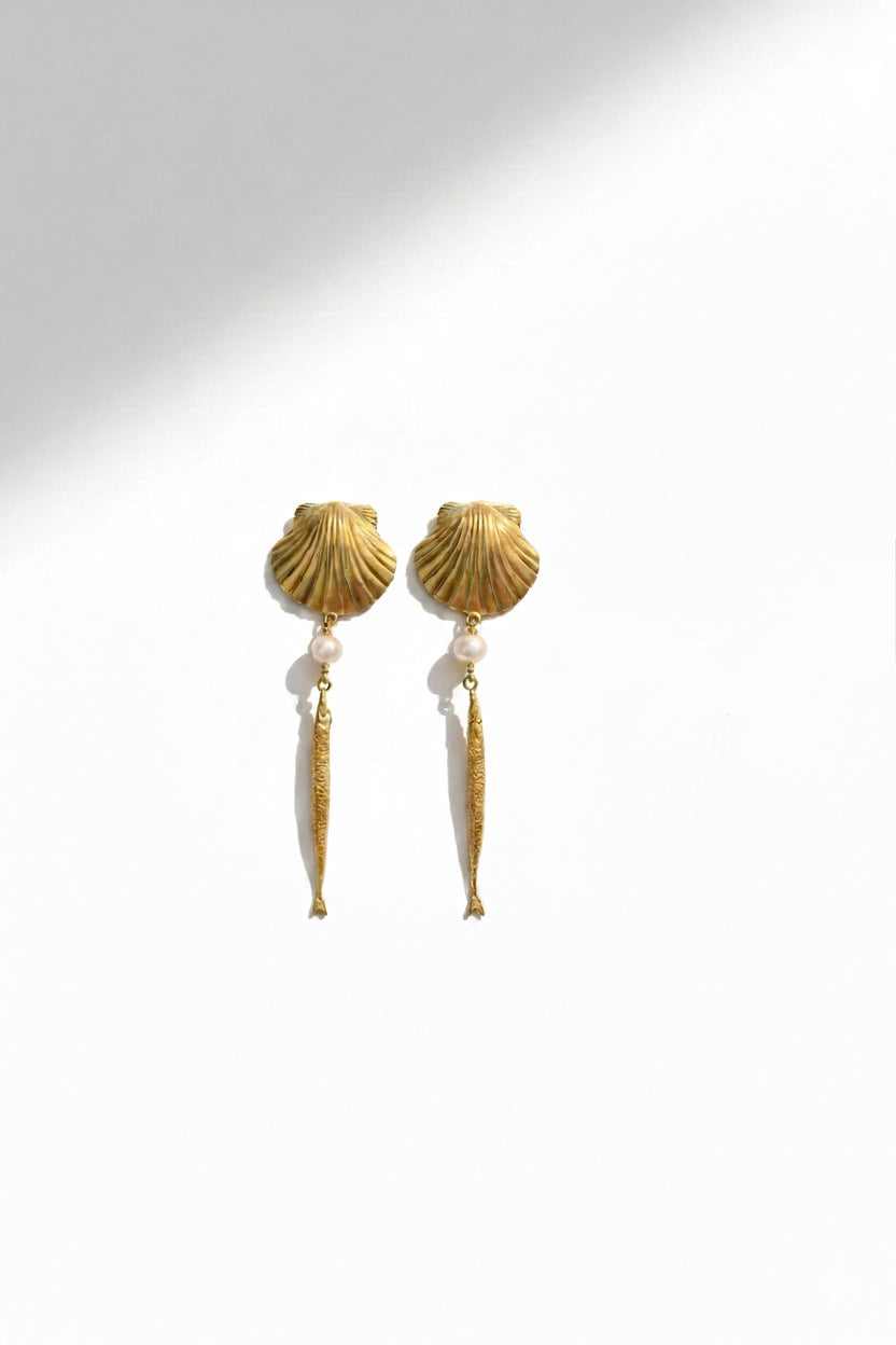 Shell fish earring