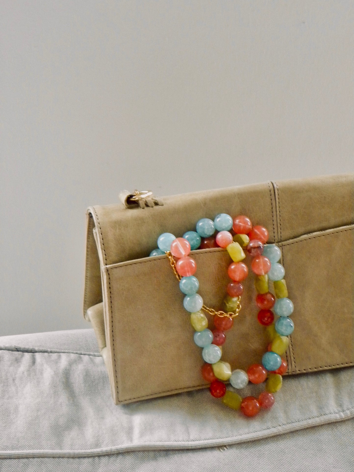 Island bloom necklace